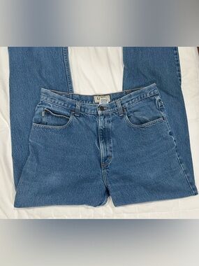VTG L.L. Bean Men's Medium Blue Relaxed 34x34